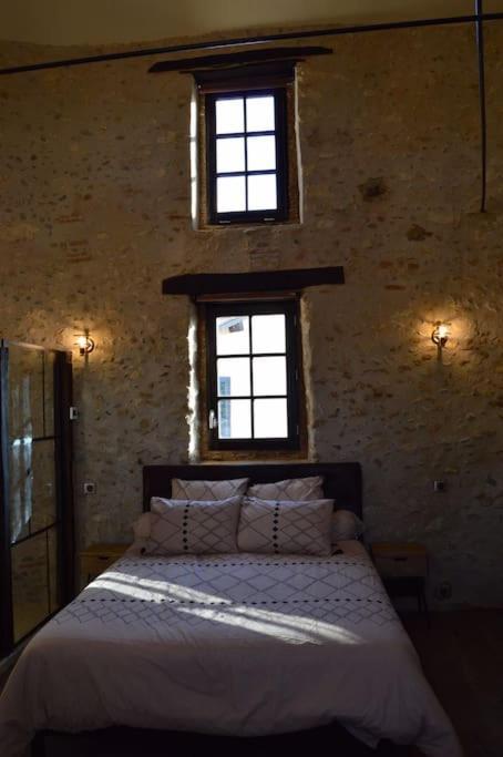 Tour Medievale Fortifiee Entierement Restaure Saint-Sever  Extérieur photo